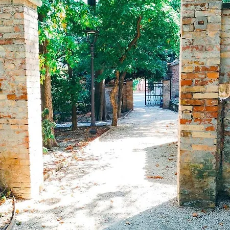 Apartamento Galleria 16 *